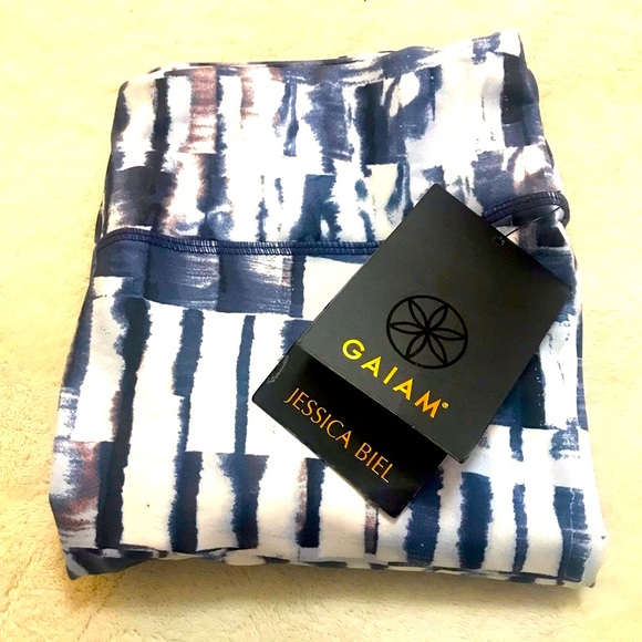 NEW GAIAM by Jessica Biel Blue Abstract Leggings - Picture 4 of 14